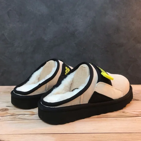 UGG Men’s Dune Slip-On